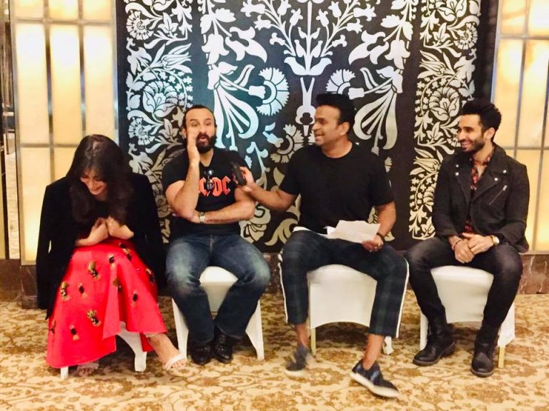 Saif to Sid K : Kareena tells not to be cheap & Sell Taimur!