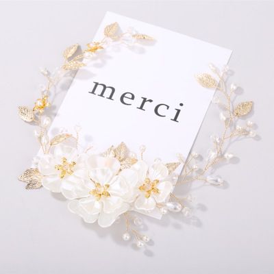 Find Rhinestone Headband for Your Hairstyle