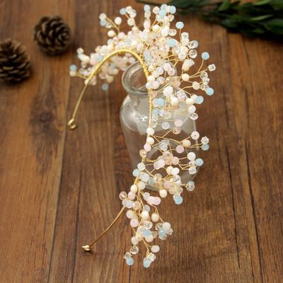 Bridal Headpieces For a Summer Wedding