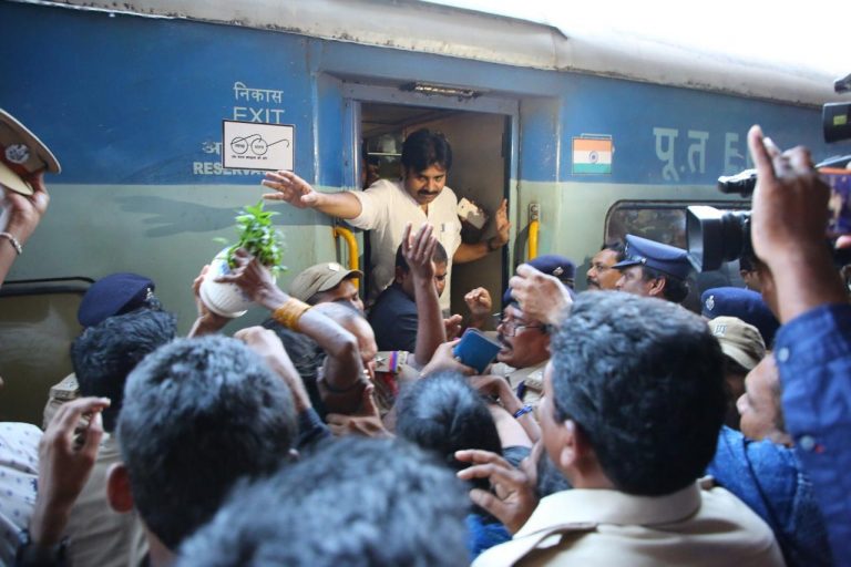 South Superstar Pawan Kalyan embarks on a train journey to interact with people
