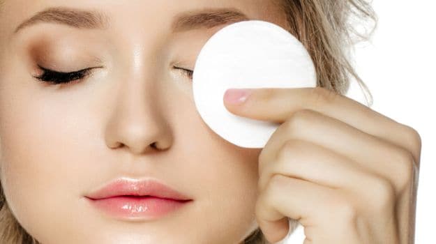Skin Care Tips to Look Extra Gorgeous This Festive Season