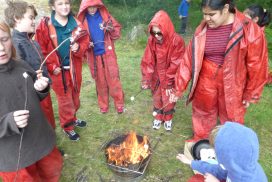 Find the best bushcraft camp UK to practice for beginners.