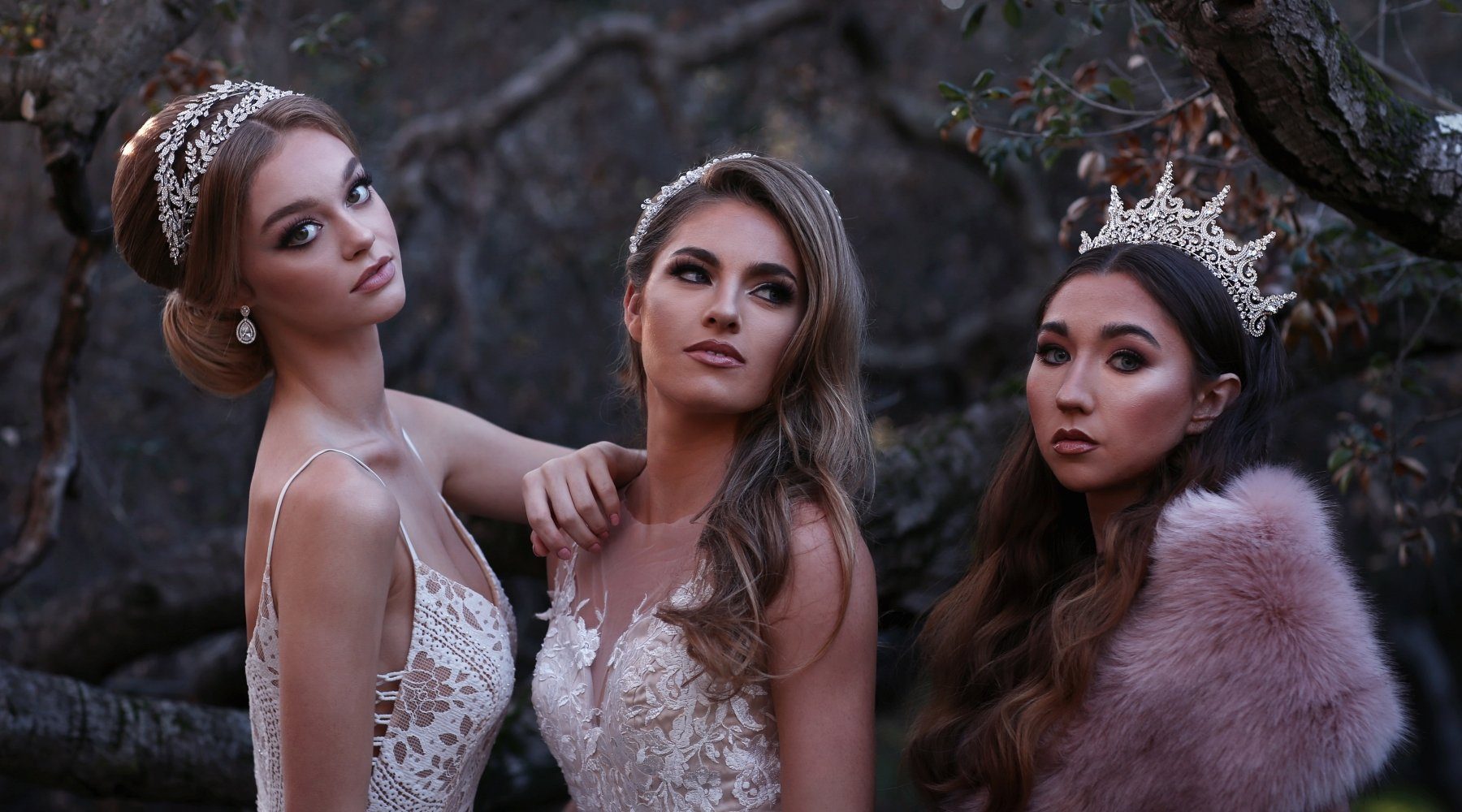 Ellee Couture Boutique – Best Option for Tiara Wedding Headpiece