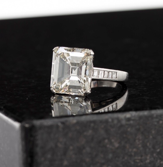 12-Carat Diamond Ring Realizes $143,750 in Andrew Jones Auctions’ First-Ever Fine Jewelry, Watches & Timepieces Sale
