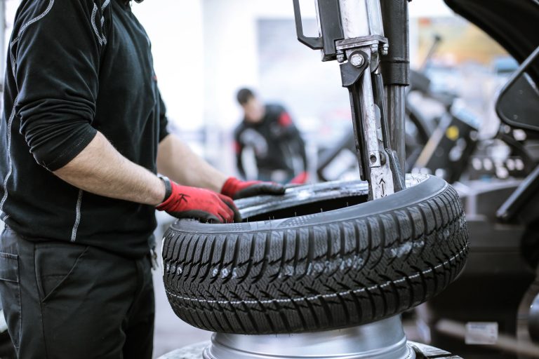 Good Strategies of Right Tire Storage in your Garage