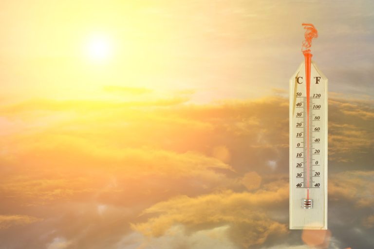 Meteo primavera 2025: caldo anomalo e ritorni di freddo improvvisi, rischio eventi estremi