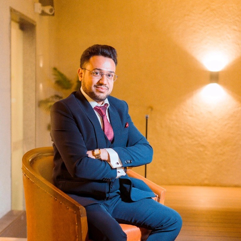 gandharv-jain:-managing-rajhans-group-of-hotels-,-visionary-hotelier,-and-business-tycoon