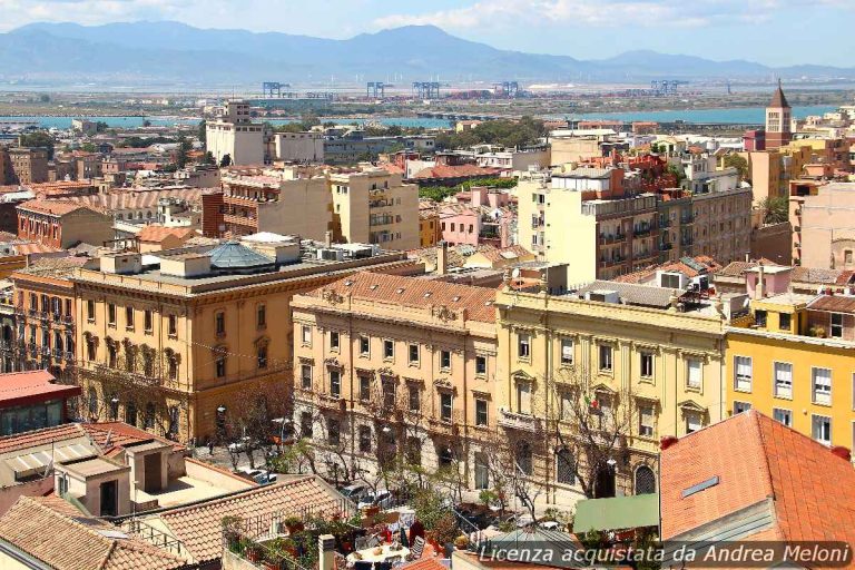 Meteo Cagliari: domani nuvoloso con temporali, ventoso, seguito da nubi sparse