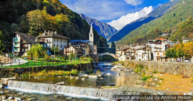 Previsione meteo Aosta: domani nuvoloso con piovaschi, seguiti da nubi sparse