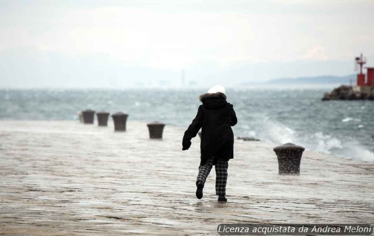 meteo-trieste:-nuvolosita-e-pioggia-in-arrivo,-vento-a-tratti