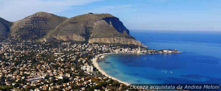 meteo-palermo:-nubi-sparse-e-vento,-schiarite-in-arrivo