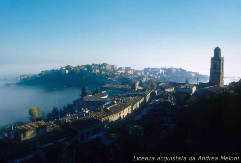 meteo-perugia:-sereno-e-ventoso-domani,-stabile-successivamente