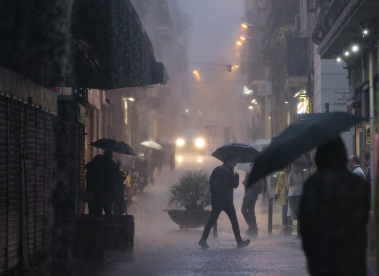 Meteo Barcellona: nuova allerta gialla del Meteocat e pioggia intensa in arrivo con orari precisi