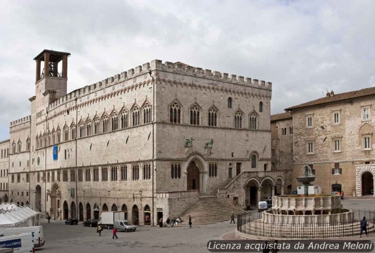 meteo-perugia:-nuvolosita-e-vento,-schiarite-nel-pomeriggio