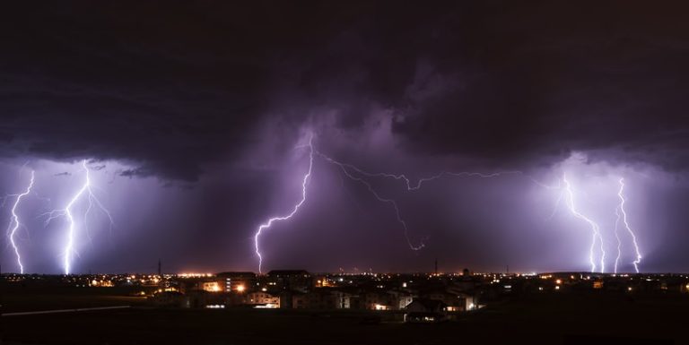 meteo-25-aprile-e-1°-maggio:-ancora-la-minaccia-dei-temporali