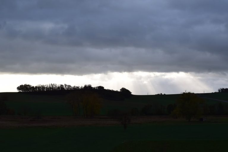 meteo-di-maggio-e-giugno:-l’instabilita-climatica-ridefinisce-l’estate-italiana