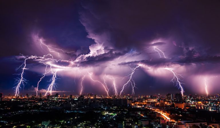 meteo-italia:-fine-aprile-e-inizio-maggio-2025-tra-caldo-africano-e-rischio-di-temporali-estremi