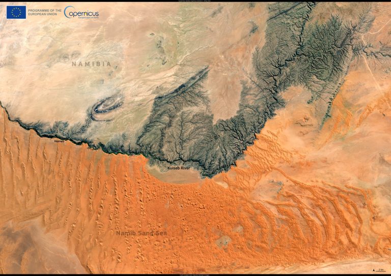 il-fiume-kuiseb:-confine-naturale-tra-rocce-e-dune-nel-cuore-della-namibia