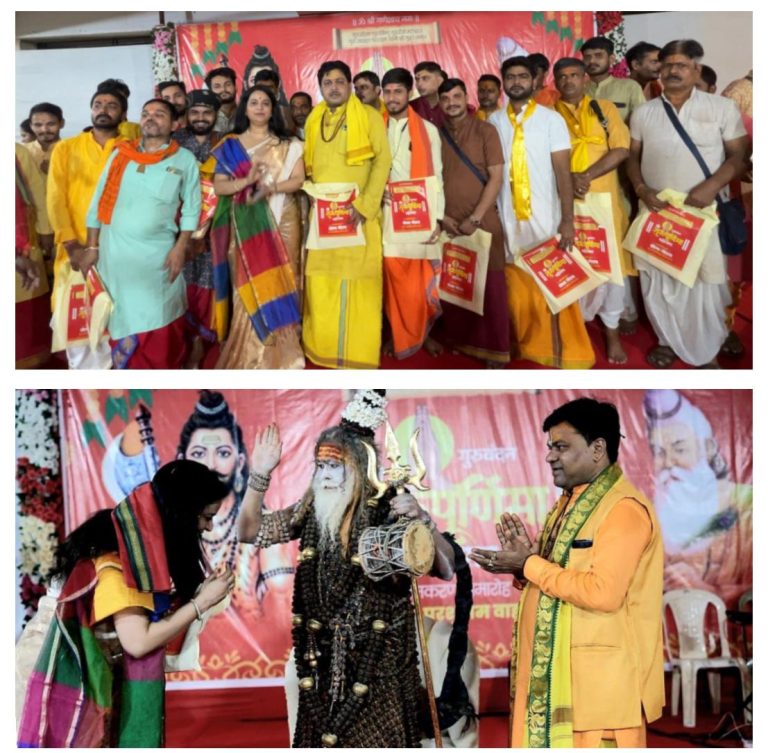 mahamandaleshwar-kailash-puri-graces-guru-purnima-celebration-organized-by-bjp-former-corporator-neela-soans