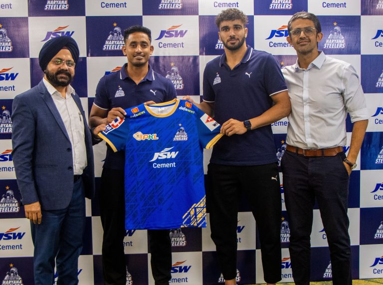 Haryana Steelers unveil the ‘Team Jersey’ with Principal Partner JSW Cement Ahead of Pro Kabaddi League Season 12