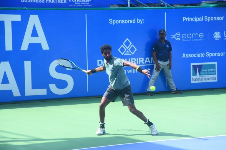Manish, Keerthivassan, Vaishnavi & Akanksha enter finals after gruelling wins at 30th Fenesta Open National Tennis Championship