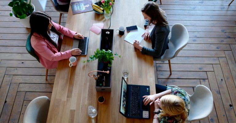 the-flexibility-divide:-how-global-return-to-office-mandates-threaten-women’s-progress-in-stem