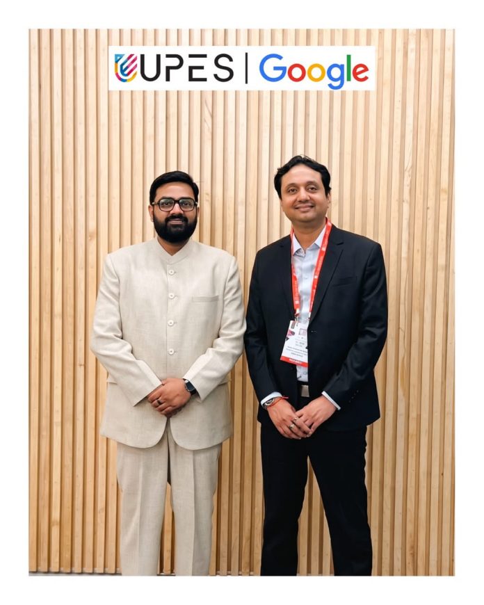 Left- Dr. Abhishek Sinha, Pro Vice-Chancellor, UPES, Right- Vaibhav Kumar Srivastava, India Head, Edtechs & Education at Google India